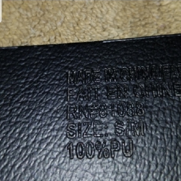 2 belts - Picture 2 of 4